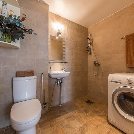 Best Apartments-sulevimagi