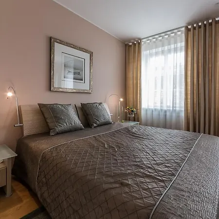 Daire Best Apartments-sulevimagi *